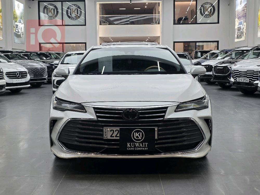 تويوتا أفالون